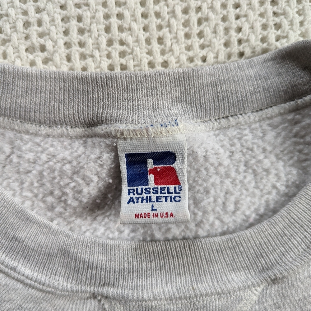 VTG Humboldt Soccer Graphic Russell Mens LARGE Gray Pullover Sweatshirt Crewneck - Picture 3 of 10